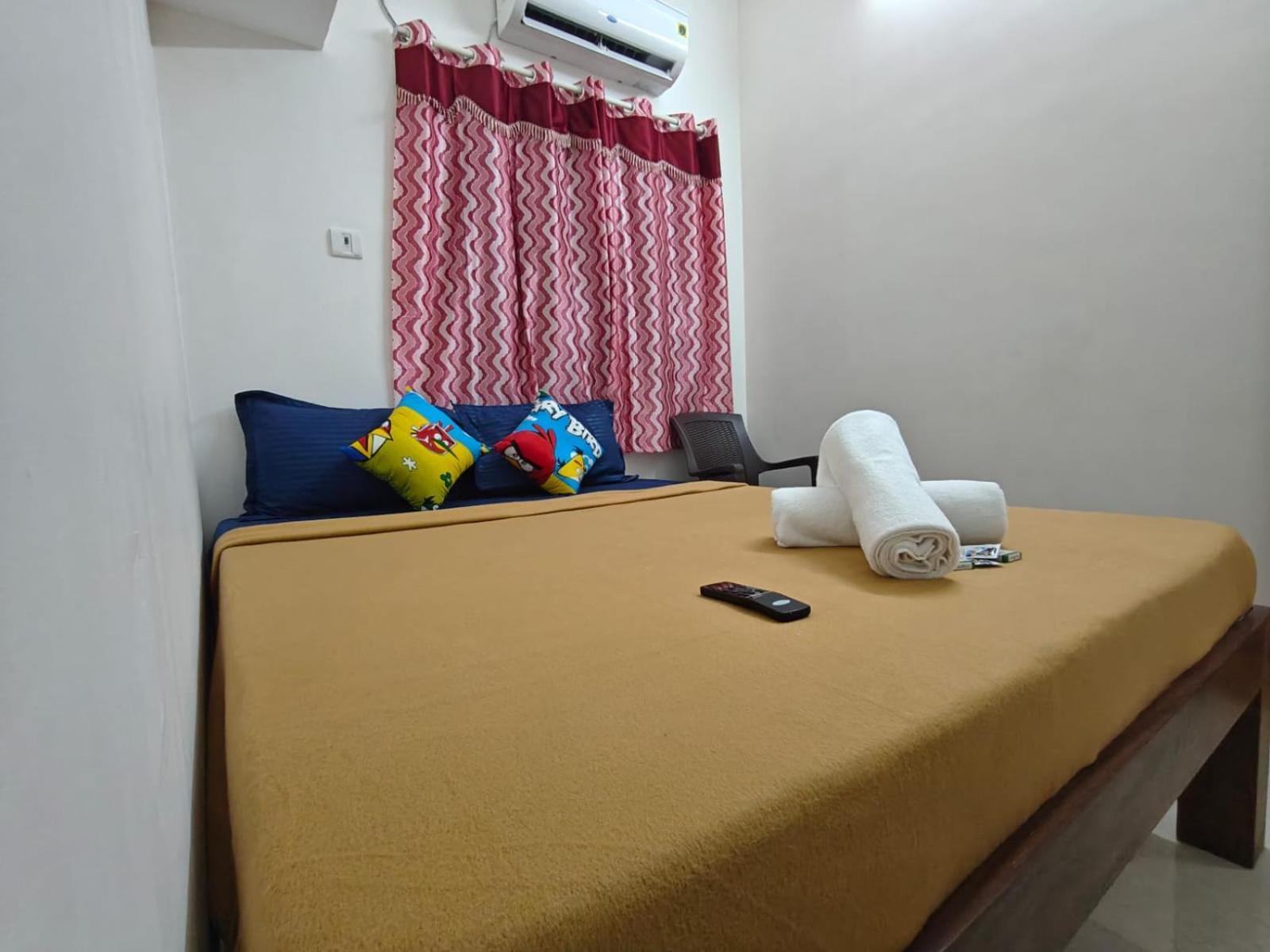 Township Residency Inn 蓬蒂切里 外观 照片